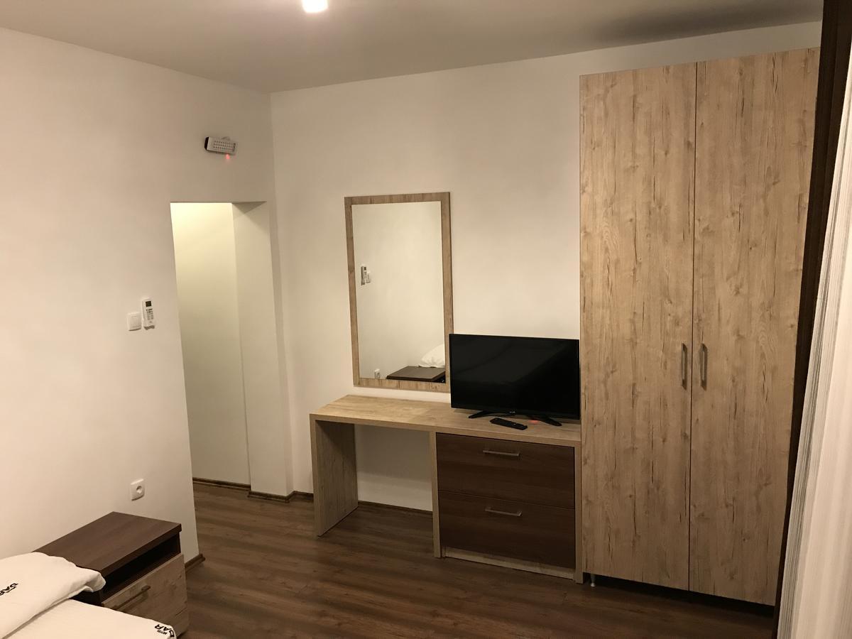Motel & Restaurant Dar Novi Pazar Bagian luar foto