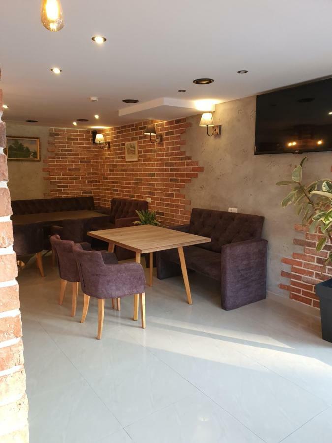 Motel & Restaurant Dar Novi Pazar Bagian luar foto